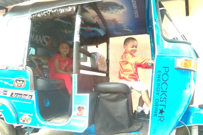 Private City tour in Colombo By tuk tuks or Cars - Key things to know before booking
