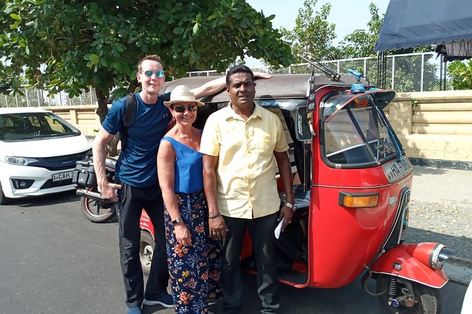 Private City tour in Colombo By tuk tuks or Cars - Galle Face Green for sea air and an easy finish