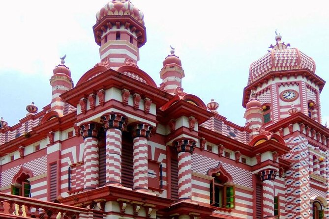 Private Colombo City Tour by Sri Lanka Private Drivers - Colombo National Museum: a compact history stop