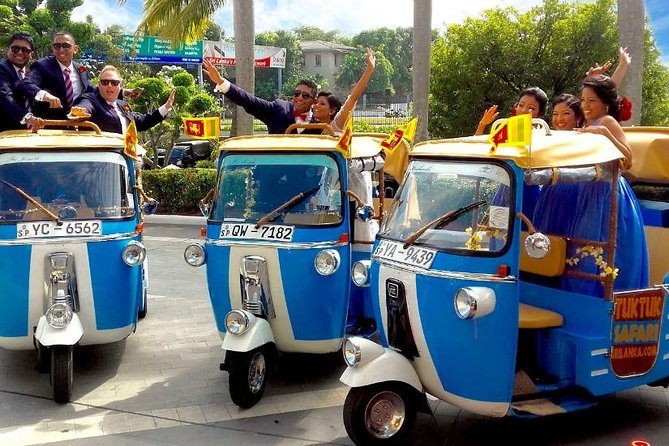 Private Colombo Sightseeing By Tuk Tuk - Jami Ul-Alfar Mosque and the port district
