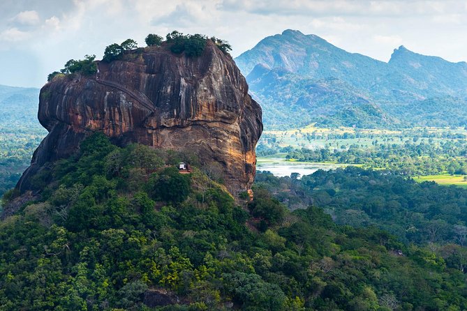 Private day tour to Sigiriya and Dambulla from Colombo - What Private Transport Adds to the Day