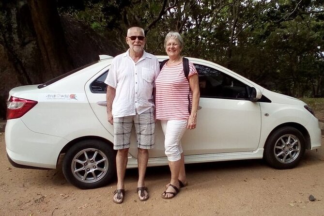 Private Transfer from Colombo Airport (CMB) to Colombo - Who will get the most from this airport ride