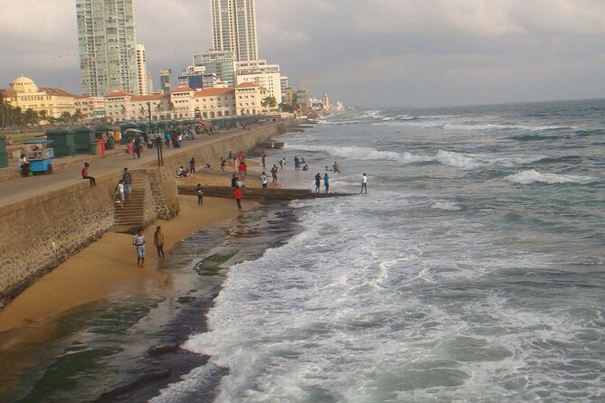 Ride and Explore Colombo and Food By Tuk Tuk Tour All Inclusive - Tea, crafts, and gemstones