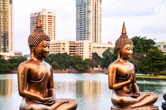 Shore Excursion Colombo City tour - Spending 45 minutes at Gangaramaya Temple