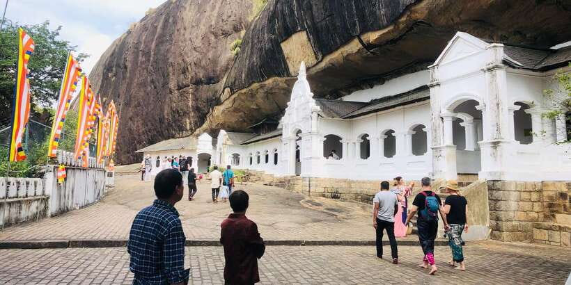 Sigiriya and Dambulla Private Full-Day Tour - A village lunch with local activities