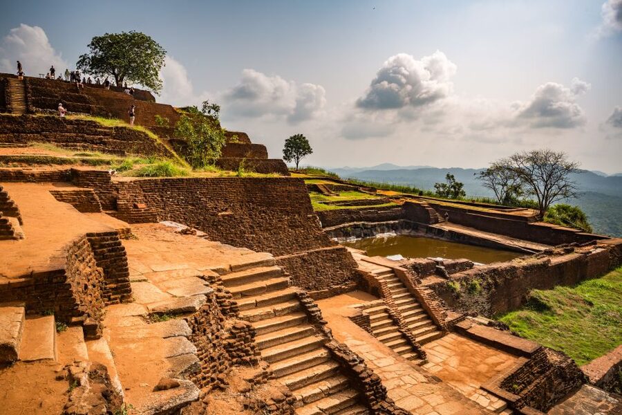 Sigiriya and Pidurangala Rock From Colombo - A local meal between the climbs