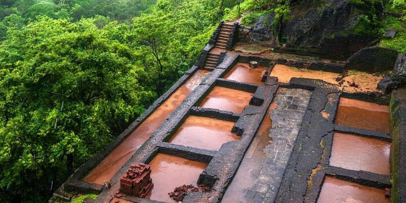 Sigiriya and Pidurangala Rock From Colombo - The driver can shape the whole day