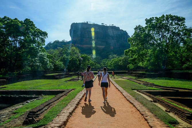 Sigiriya Rock and Dambulla Cave All Inclusive Private Day Trip - The private car helps, but the road controls the day