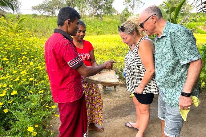 Sri Lanka in 06 Days - Day 1: Negombo fish, churches, and lagoon air