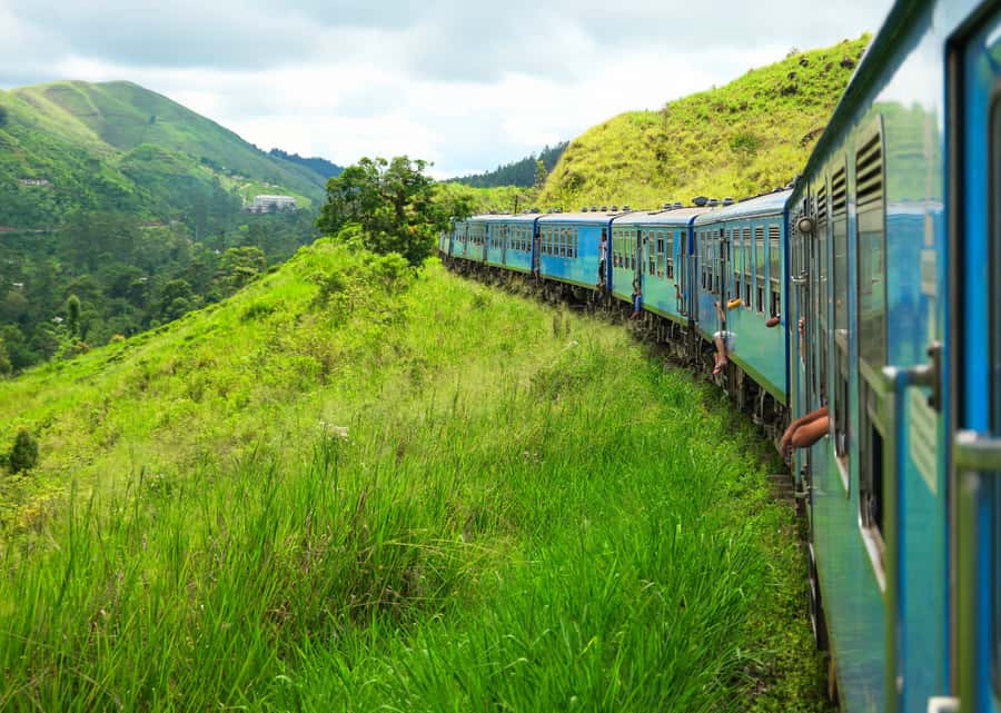 Sri Lanka Private 2-day Tour:Train Trip, Kandy, Nuwara Eliya - Overnight in Kandy: location matters
