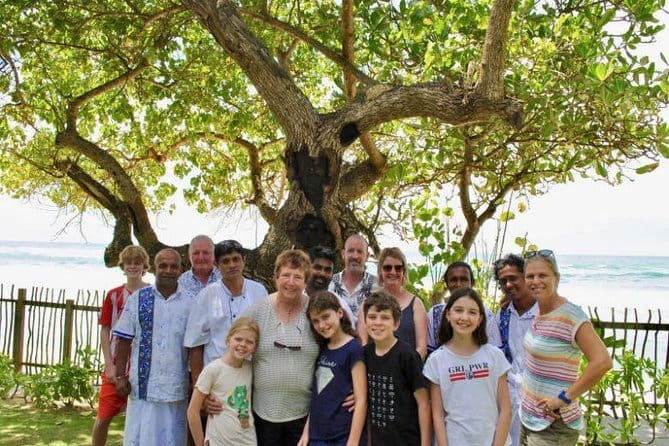 Sri Lanka V.I.P. private Tour package 4.N - 5 days oll including - Day 3: Waterfalls and cool highland towns