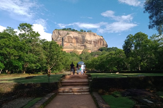 Tour Packages in Sri Lanka - Most Popular Round Tour - All in One Tour - Why this Sri Lanka route works
