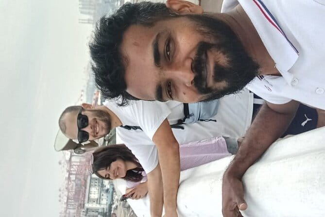 Tuk tuk colombo Sightseeing tour - Galle Face Green and the Indian Ocean