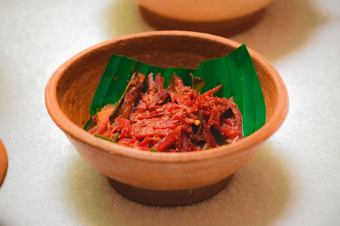 Vegan Cooking Class Colombo with Market Tour - Clay pots and the slow side of Sri Lankan cooking